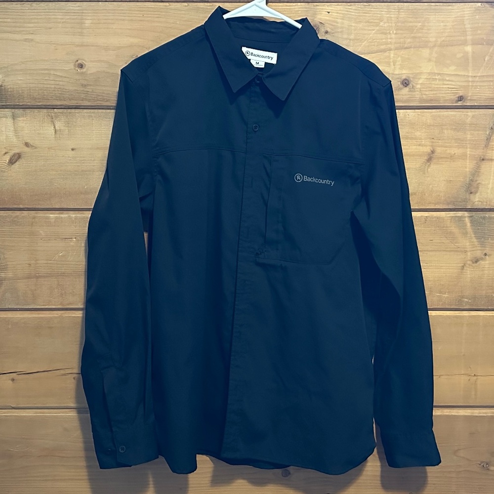 Backcountry Men's Casual Button-Down Shirt - Black